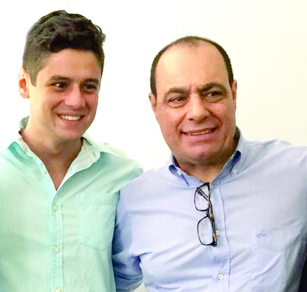 O jovem e inteligente vereador de São Caetano do Sul, Caio Funaki, com o prefeito Auricchio